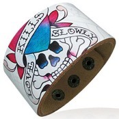"Kills" designat armband i l�der.