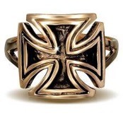 Brons-ring med maltesiska-cross design.