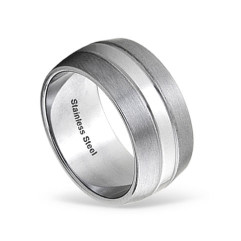 M�ns ringen i en vacker blandning av glansigt och matt st�l.