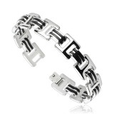 Rostfritt st�l armband med svart gummi.