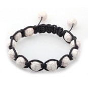 Vit Howlite p�rlor i 12mm "Armband"
