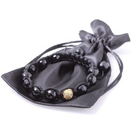 Fett p�rla armband fr�n MOZ.