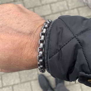 armband för män i stål