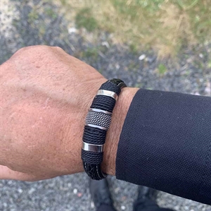 Klassiskt Crawe-läderarmband.