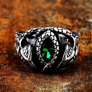 Herrering i rostfritt stål med grön sten och ormdesign – Emerald Serpent