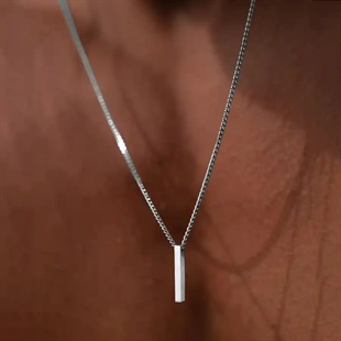 Re stil halsband minimalistiskt