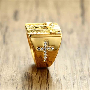 Jesus gyllene ring med stenar
