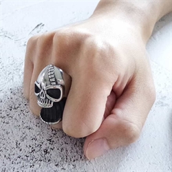 Herrering öppnare