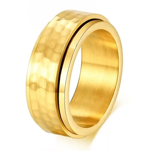 Förgylld spinning ring för män i rostfritt stål med hamrad yta – 8 mm