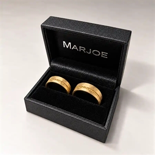 Aurelio – PVD-förgylld tungstenring i 6 eller 8 mm